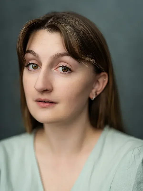 Mari Fflur - 1226 Management