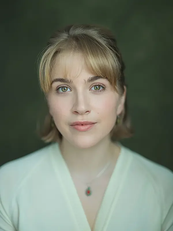 Mabli Gwynne - 1226 Management