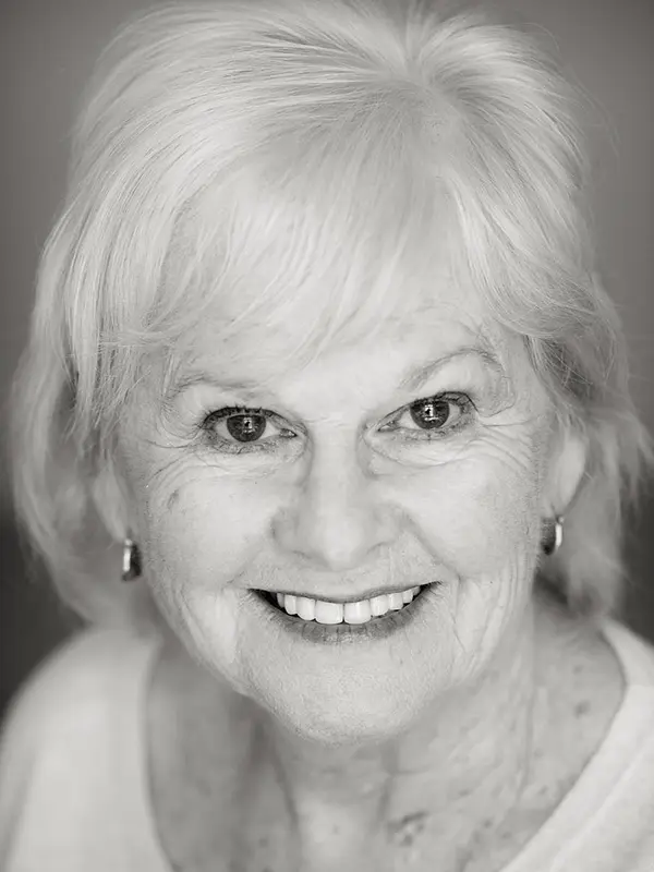 Olwen Rees - 1226 Management Olwen Rees - 1226 Management